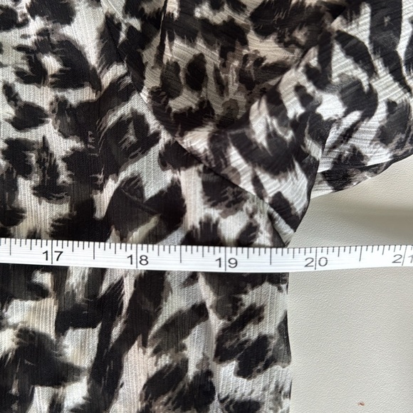 Ana Sheer Leopard Blouse Size M - Picture 8 of 9